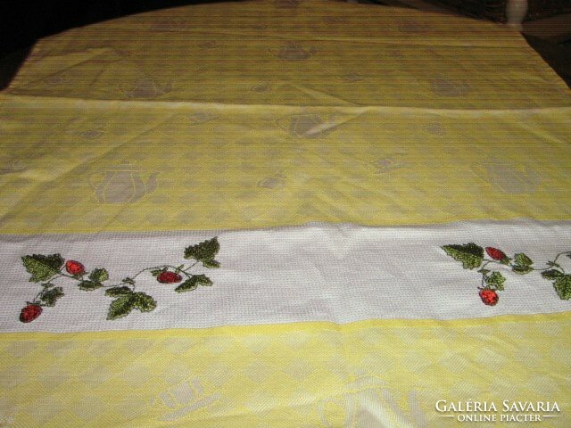Charming teapot patterned damask tablecloth