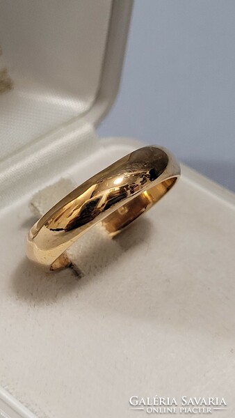 (7) 14 K arany jegygyűrű, karika gyűrű 4,1 g