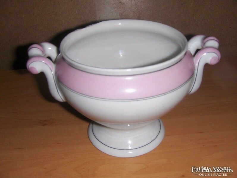 Porcelain bowl with antique sauce (9 / d)
