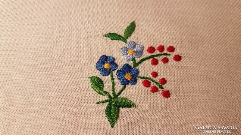 5 Pieces, old, beautiful hand-embroidered shelf cloth 81 cm x 13~14 cm