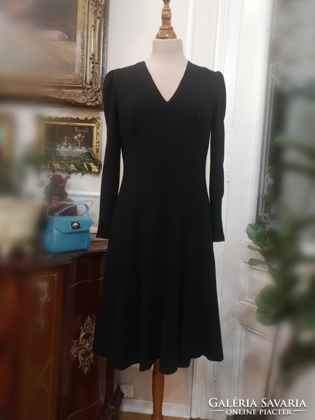 Pariser Chic 38-as fekete ruha, Bécs, 1980, vintage szalonmunka