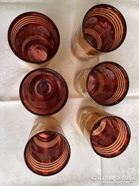 6 db nagyon szép dúsan aranyozott domború rózsákkal üveg pohár boros.