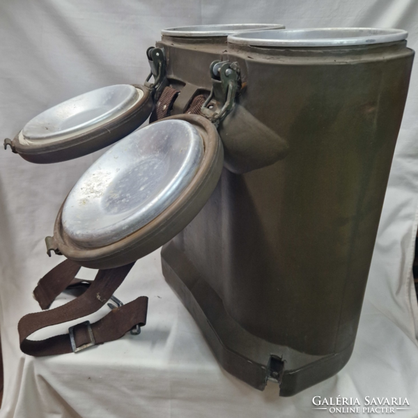 Military, backpack, two-storage, heat-keeping insulation, food barrel, for sale in good condition