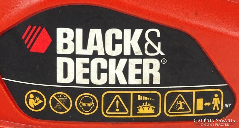 1Q737 Black & Decker GSL 300 akkus sövénynyíró sövényvágó