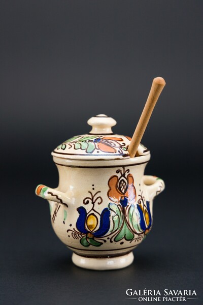 Korondi honey cup ceramic, with honey dripper.