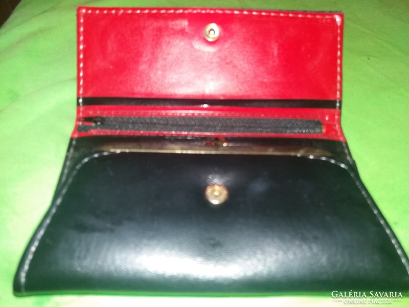 Retro multi-compartment 20 x 10 factory-worn black-red leather wallet as shown in the pictures