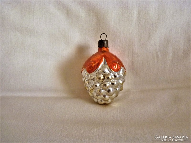 Old bottle of Christmas tree decoration - bunch of grapes!