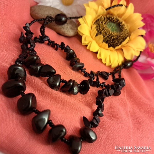 Onyx string of beads