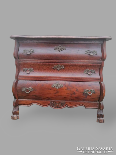 Neobaroque chest of drawers