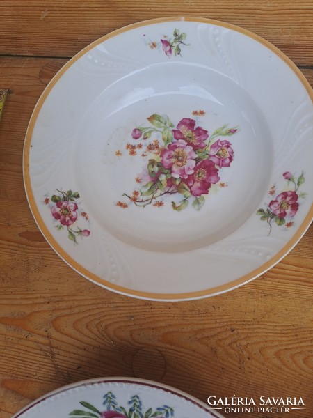 Antique wall plates rose, floral 4 pcs