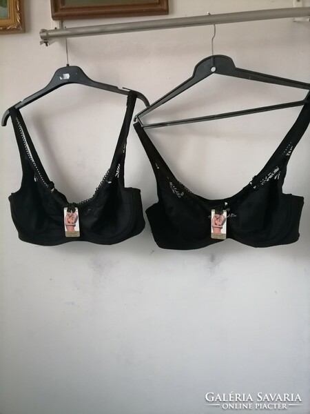 They are more beautiful than me plus size large 100e bra with new label 2 pcs