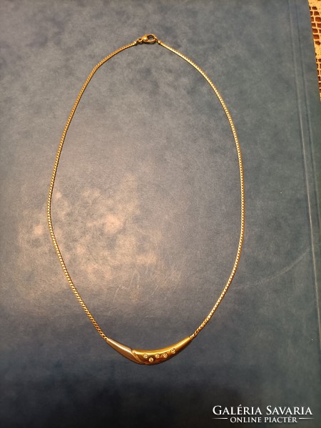 18 karátos arany nyakék nyaklánc 5 brillel, kedvező áron