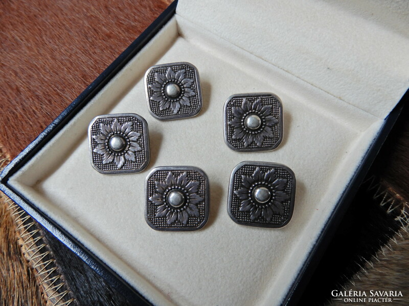 Antique German Jacob Agner silver buttons with flower motif﻿