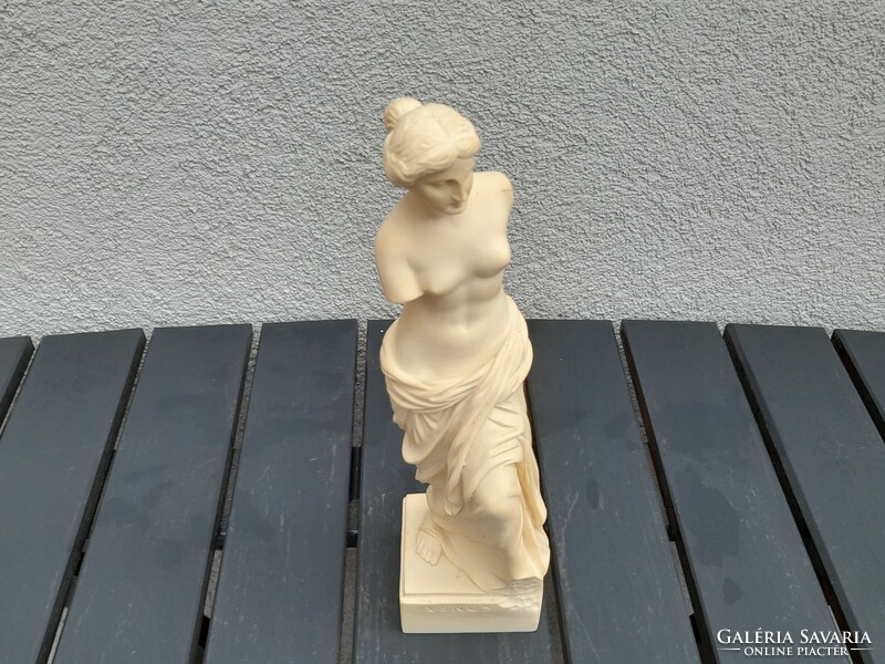 Gyönyörű Vénusz szobor