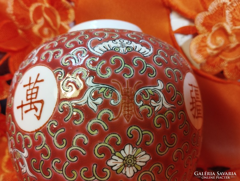 Famille Rose kínai porcelán váza, teafűtartó, hosszú élet mintával