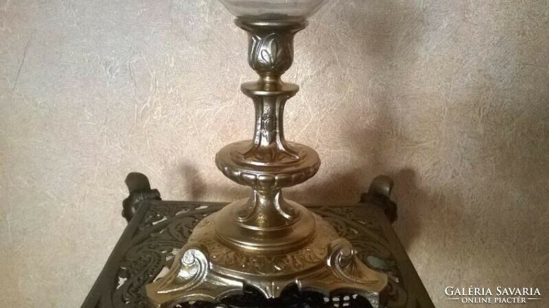 Larger table kerosene lamp with cast iron base