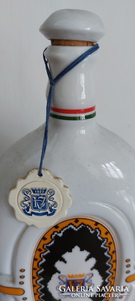 Hollóházi porcelain Várda old peach brandy flask set (with 2 cups)