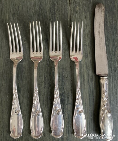 4 Art Nouveau silver forks