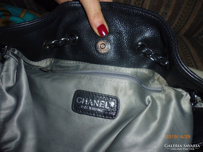 Women's Chanel leather bag.