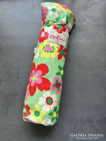 Cath kidston cheerful floral oil clothes glass cooler, keeping warm