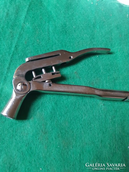 Old 3-function guide key, whistle, hole punch