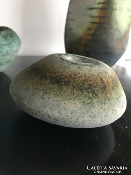 Ágoston Simó: earth-colored pebble vase (1.)- 12/A
