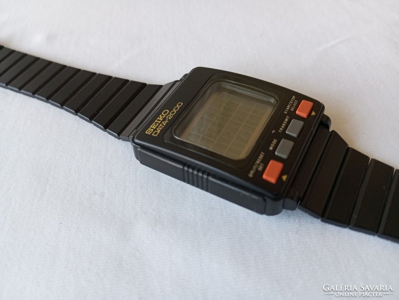 Retro seiko data-2000 men's watch with LCD display for sale!