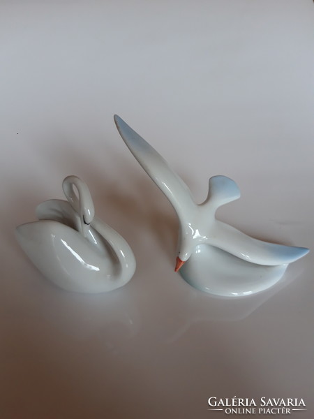 Két darab hollóházi porcelán madár együtt