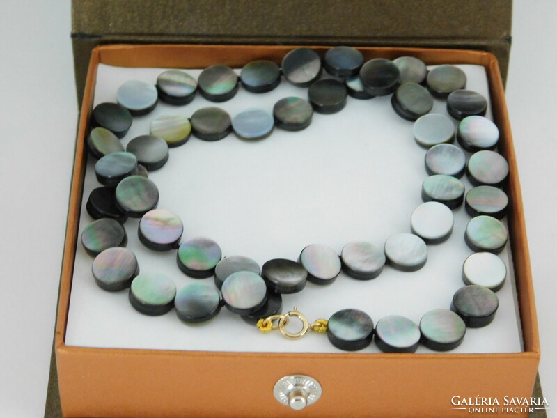 14K gold Tahitian shell pearl necklace