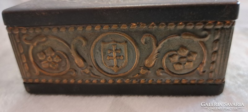 Mátyás királyos fém doboz, díszdoboz (L4568)