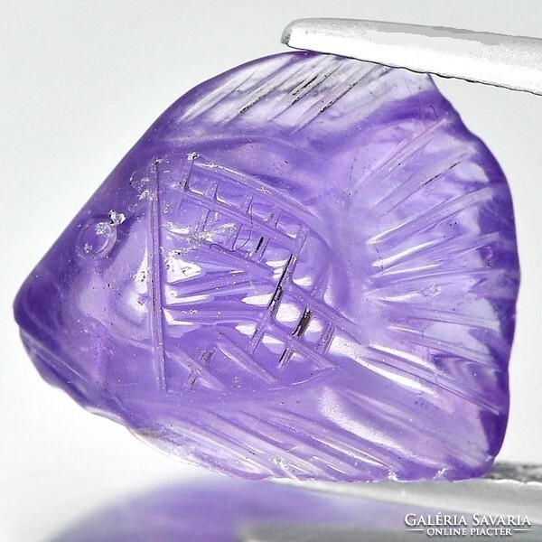 Real, 100% natural carved/engraved purple amethyst fish 7.35ct (st. - Almost translucent)