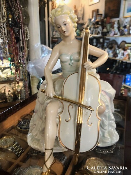 Flawless, large - 23 cm high - Wallendorf ballerina with double bass.