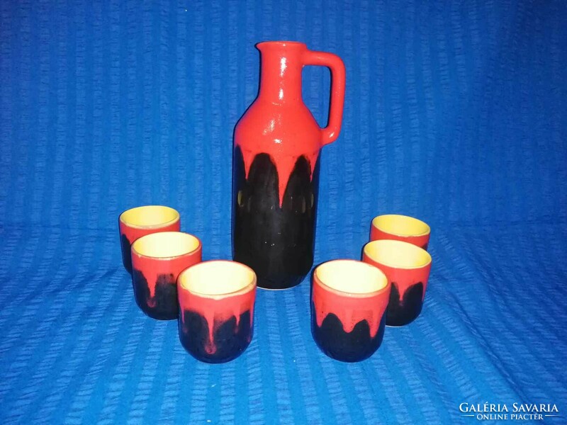 Magyarszombatfa ceramic drinking set