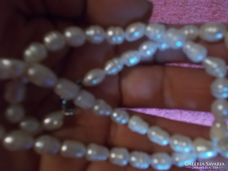 Choose! Real cultured pearl necklace at a record price..