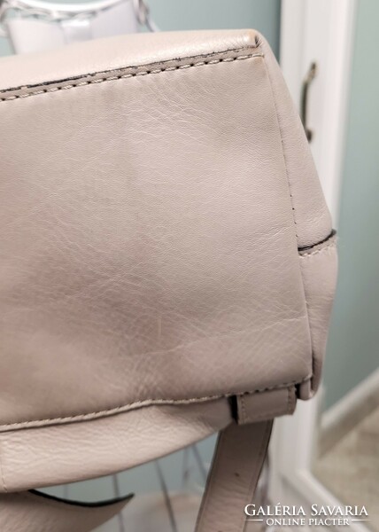 Carpisa Italian leather backpack