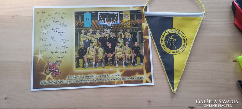 Falco basketball team 2007-2008 autographed, photocopied picture + a table flag