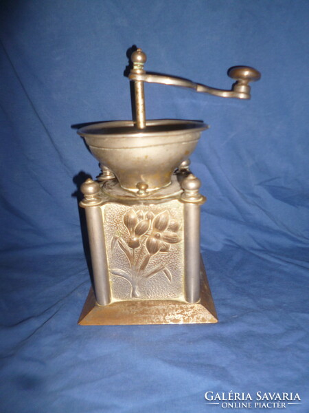 Antique Art Nouveau large coffee grinder