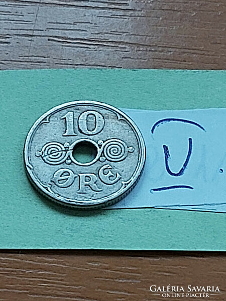 Denmark 10 öre 1931 copper-nickel, x. King Christian v