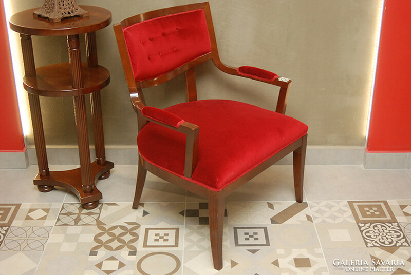 Barokk stílusú karfás fotel