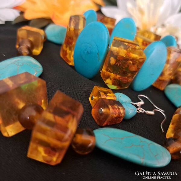 Turquoise and amber unique design set