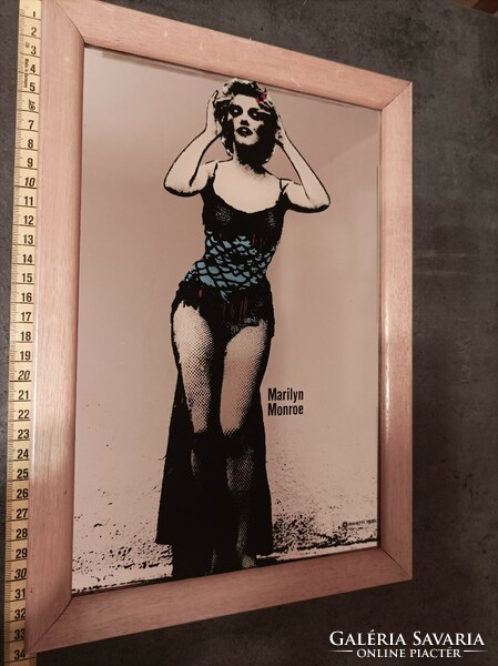 Marilyn Monroe tükör