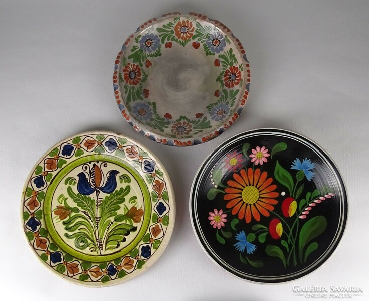 1P995 old ceramic wall plate 3 pieces