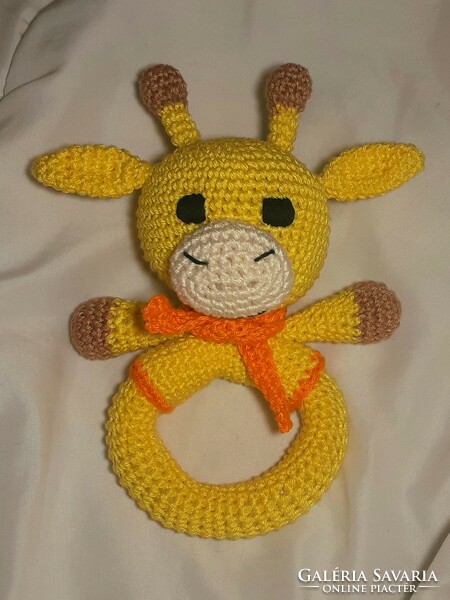 Crocheted giraffe rattle
