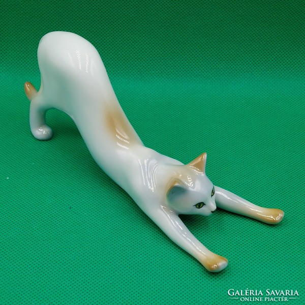 Ritka gyűjtői Hollóházi Nyújtózkodó cica figura