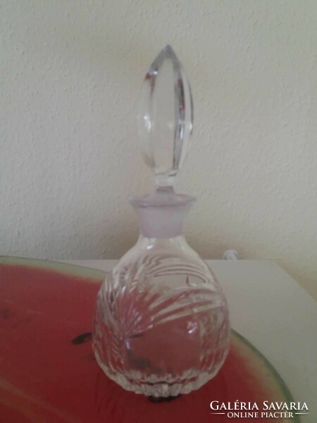 Crystal perfume bottle with polished stopper