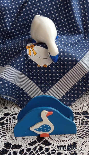 Goose tablecloth, napkin holder