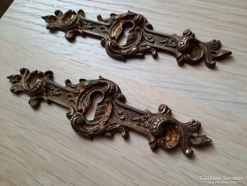 2 pieces of classical bronze furniture decoration, furniture bracket, lock label