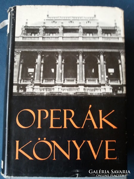 Book of operas.