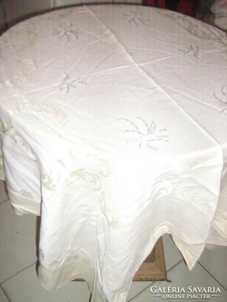 Beautiful vintage acanthus leaf pattern butter yellow damask embroidered tablecloth