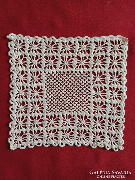 Square crochet cutter